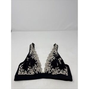Wacoal Bralette Womens 38 Embrace Lace Embroidered Wire-free Plunge Black 852191